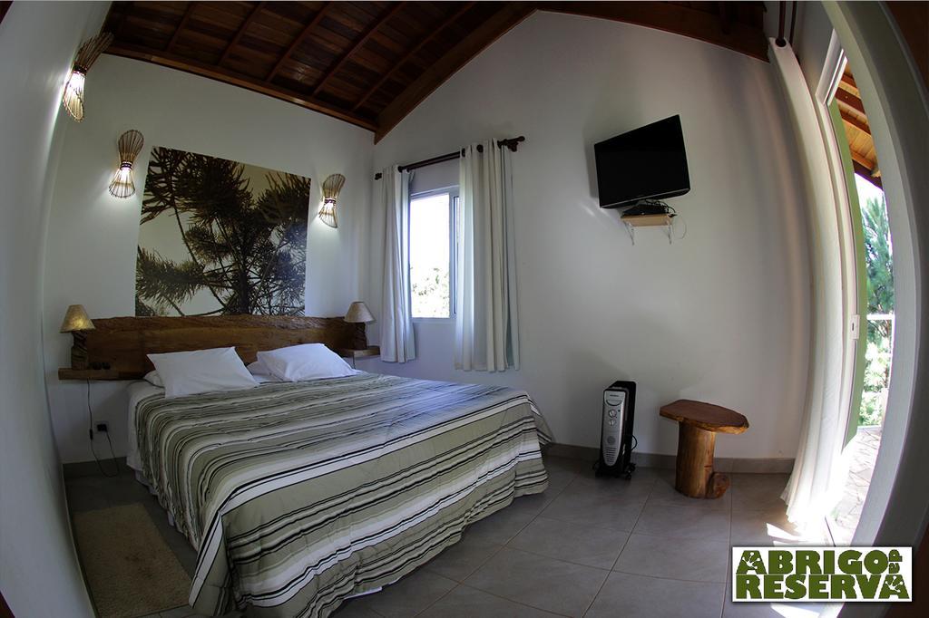 Hotel Abrigo Da Reserva Santo Antônio do Pinhal Exterior foto